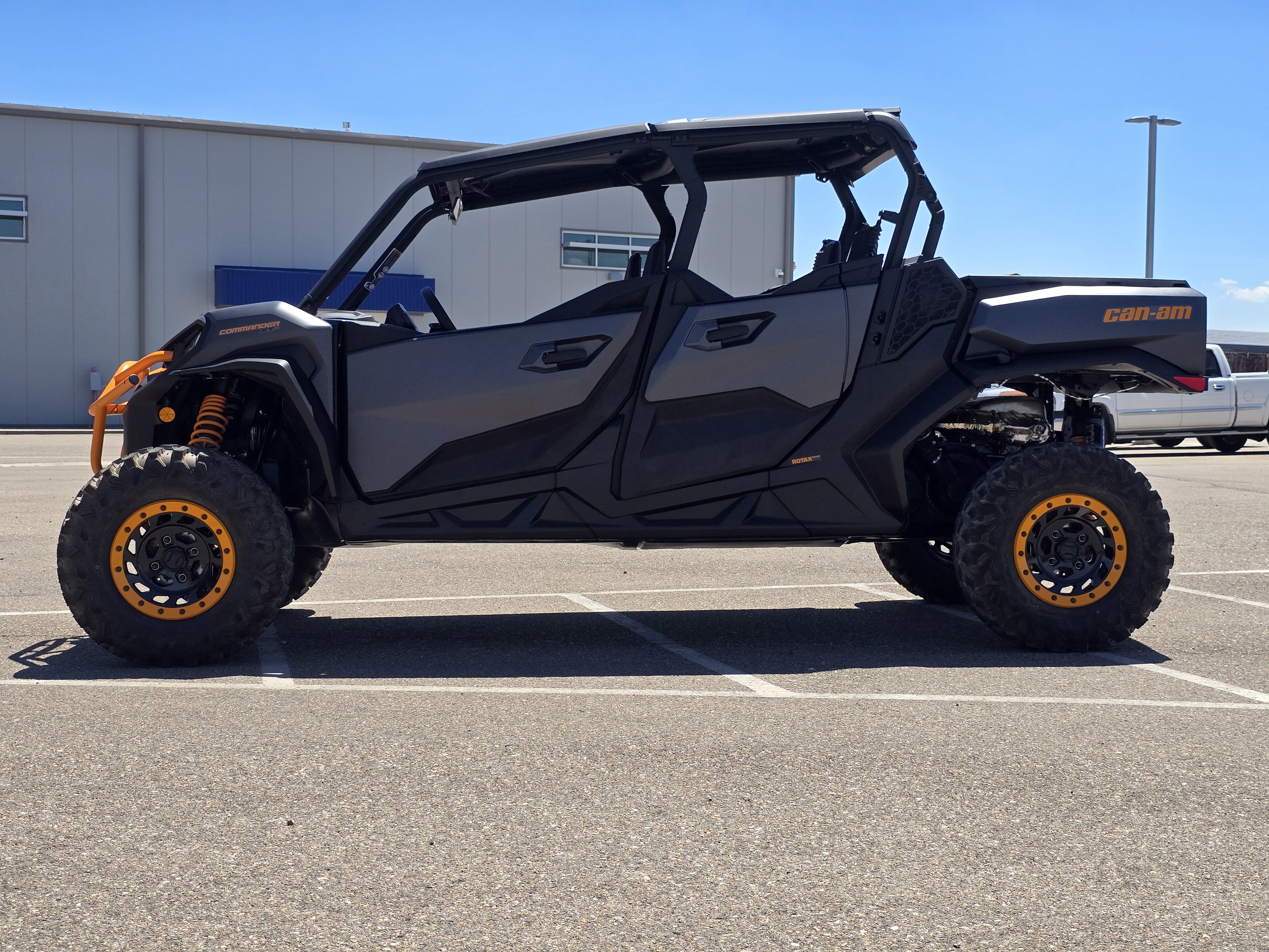 2026 Can-Am Commander MAX XT-P 1000R Side x Side