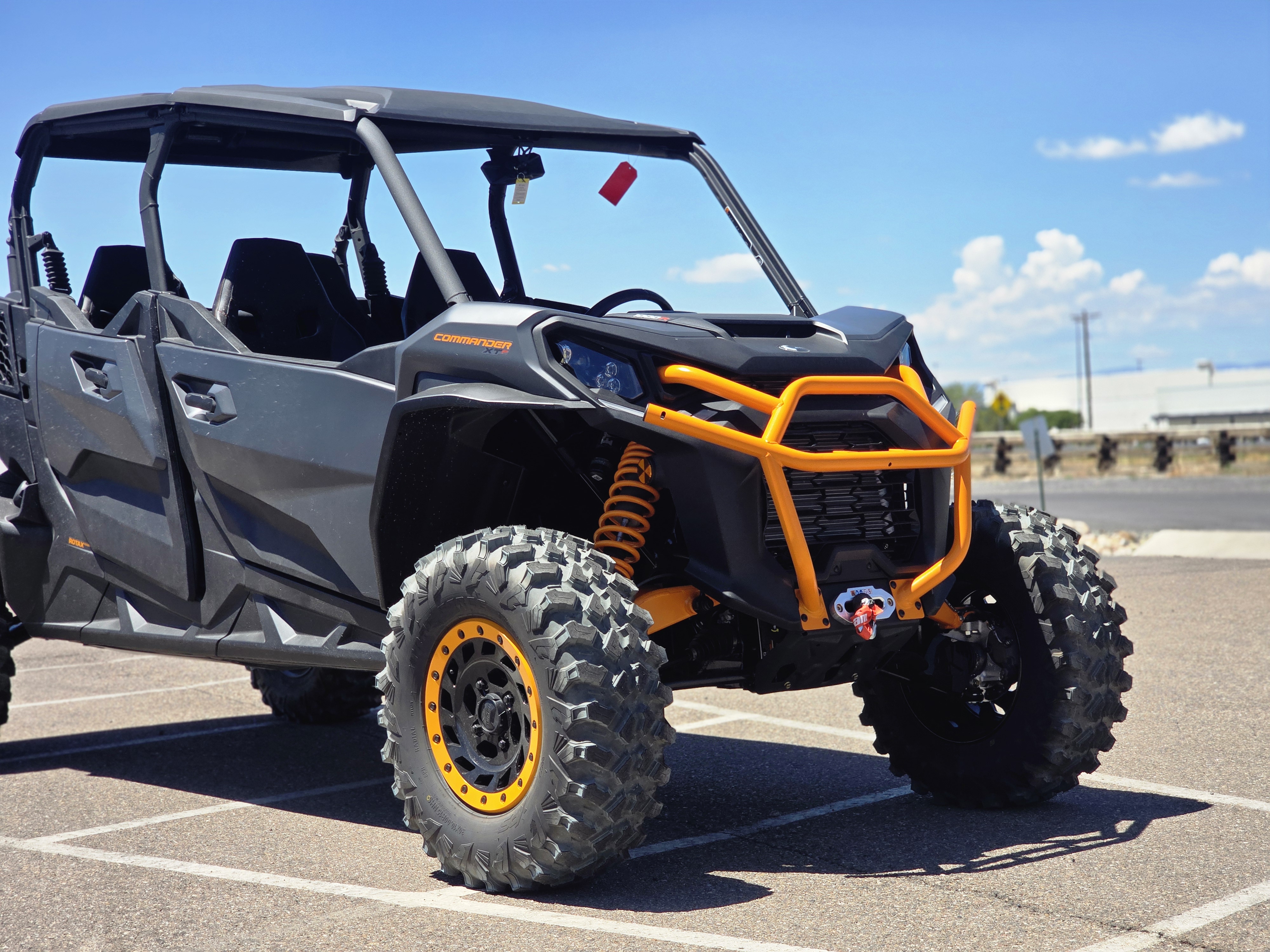 2026 Can-Am Commander MAX XT-P 1000R Side x Side