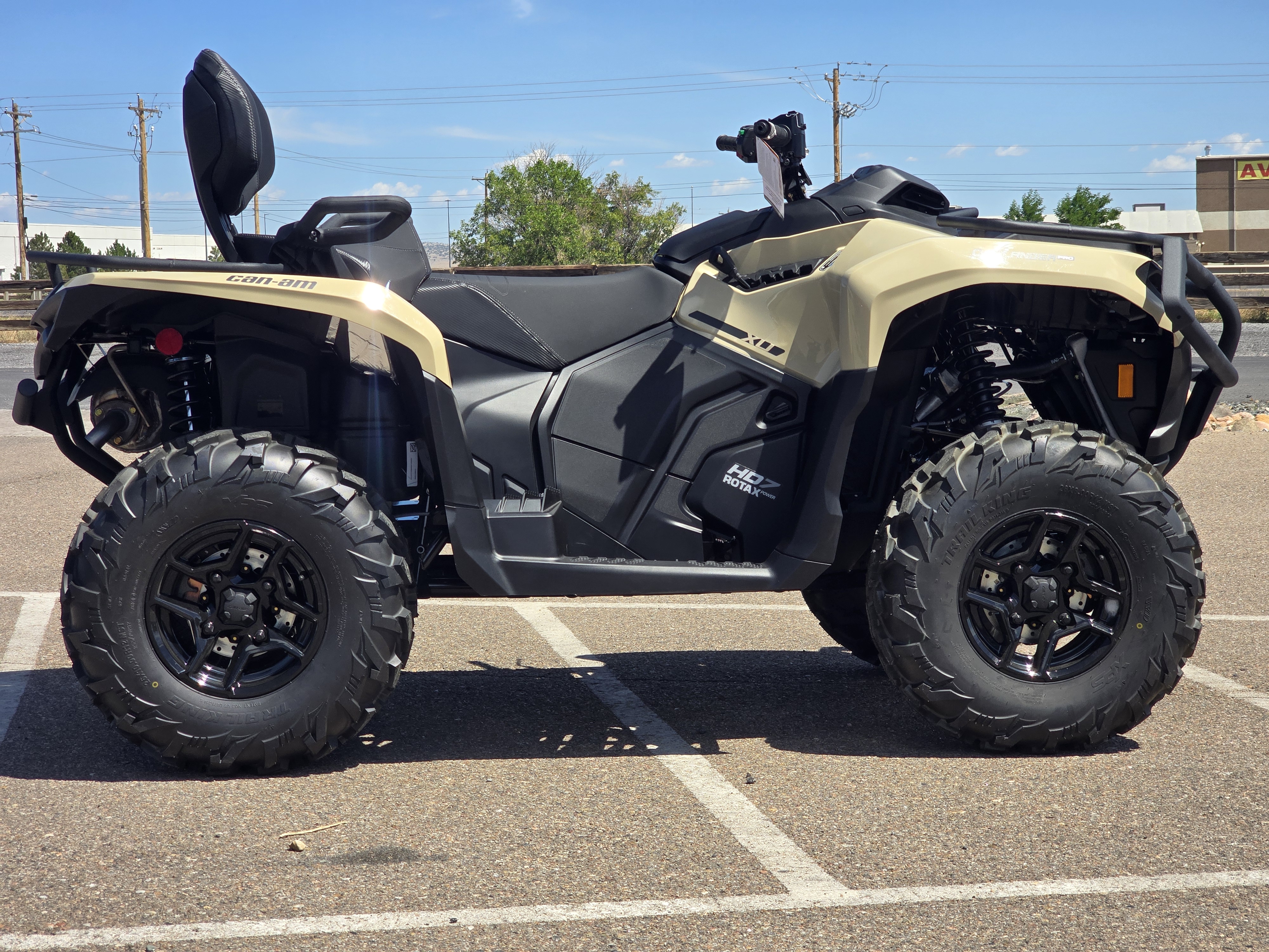 2026 Can-Am Outlander MAX PRO XU HD7 ATV