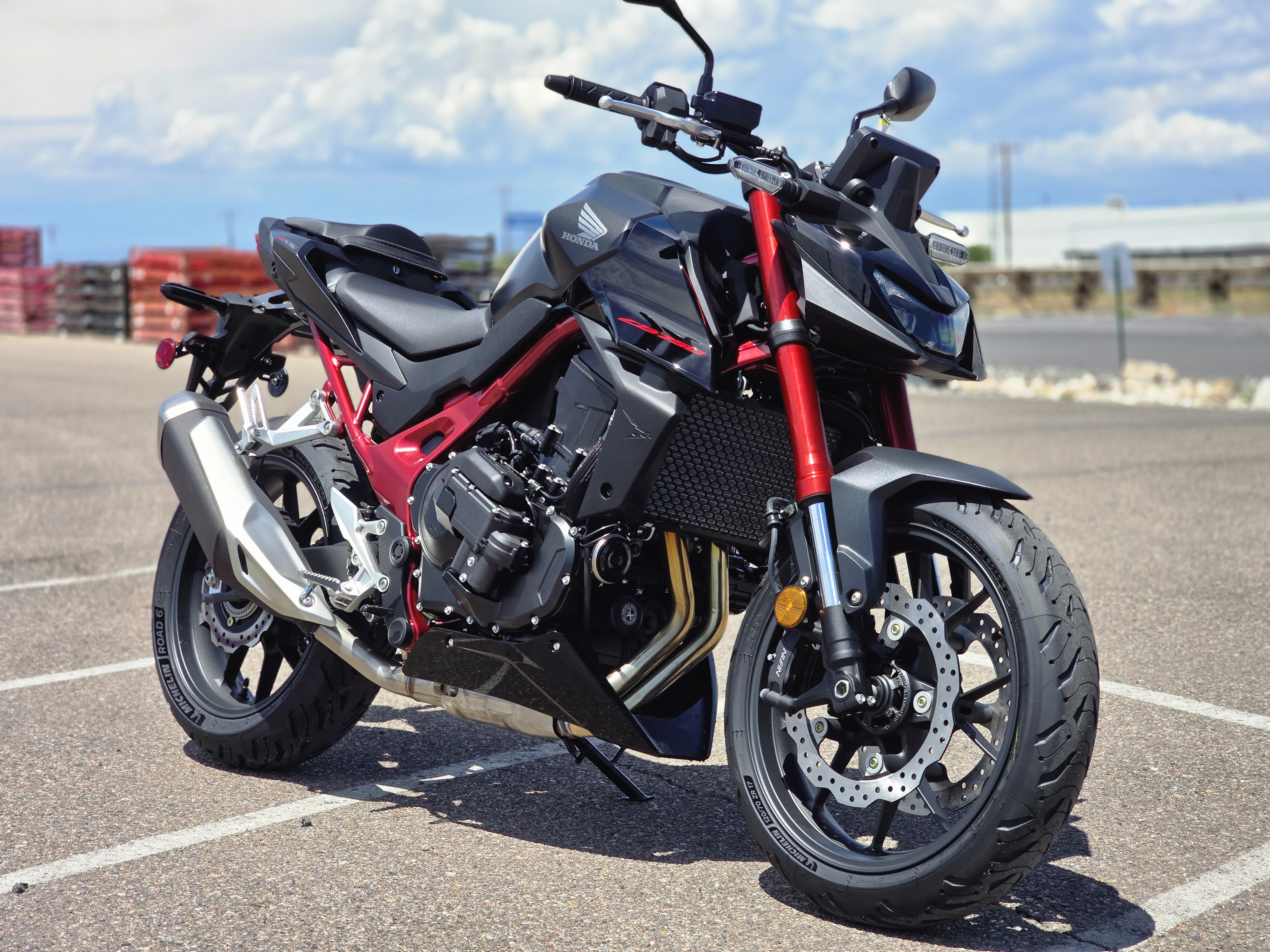 2026 Honda CB750 Hornet E-Clutch Motorcycle