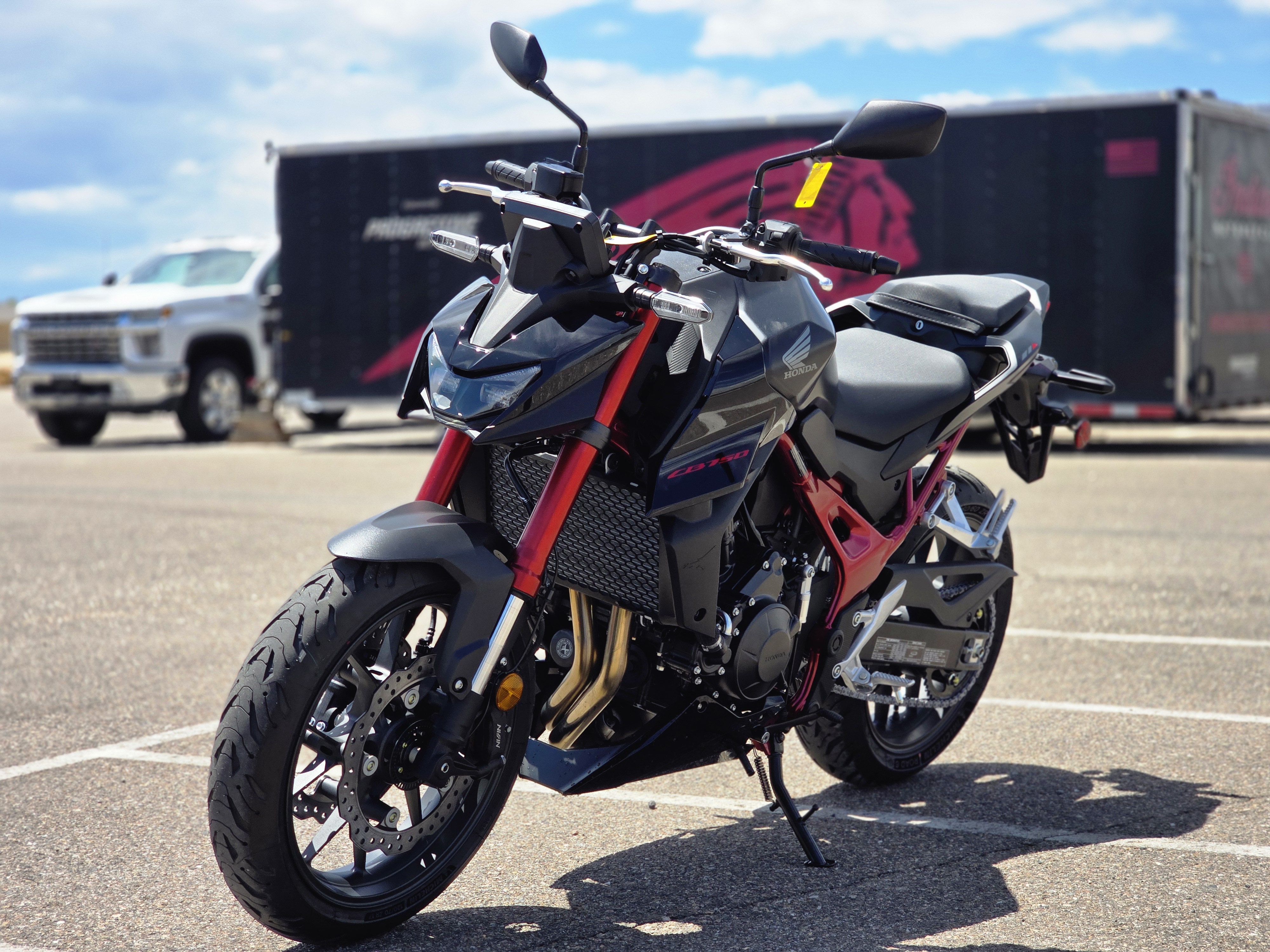 2026 Honda CB750 Hornet E-Clutch Motorcycle