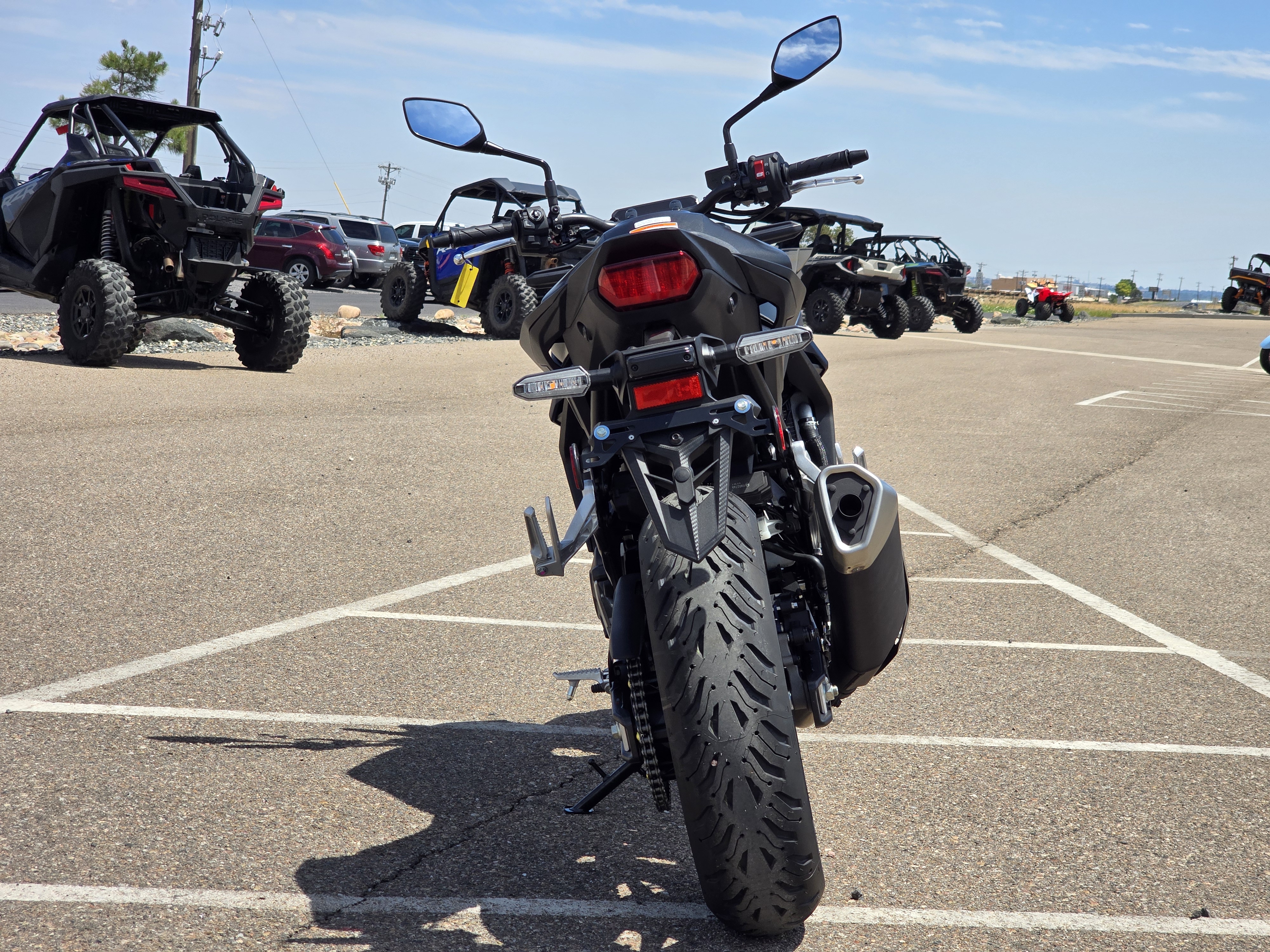 2026 Honda CB750 Hornet E-Clutch Motorcycle