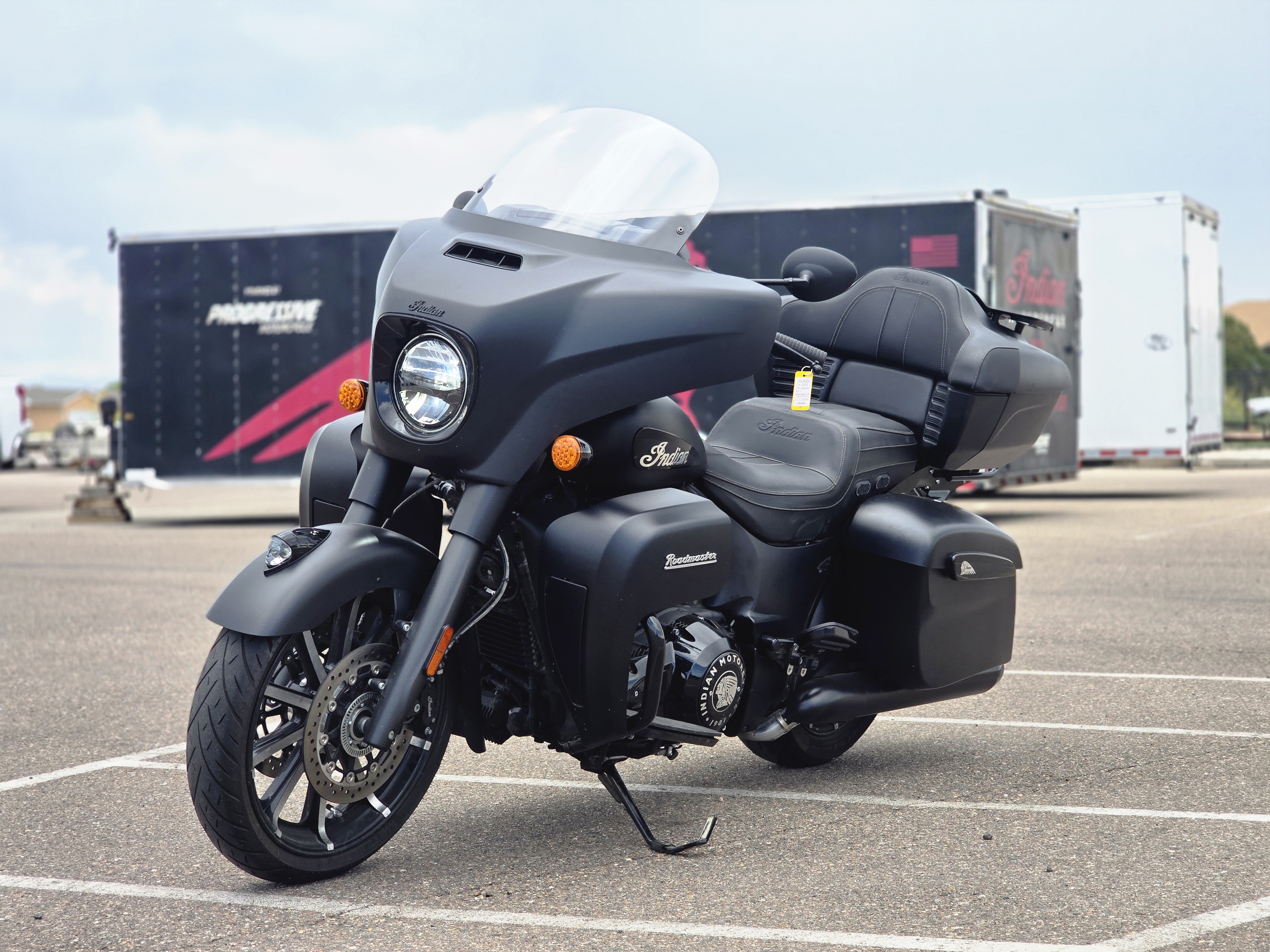 2023 Indian Motorcycle Roadmaster Dark Horse Motorcycle
