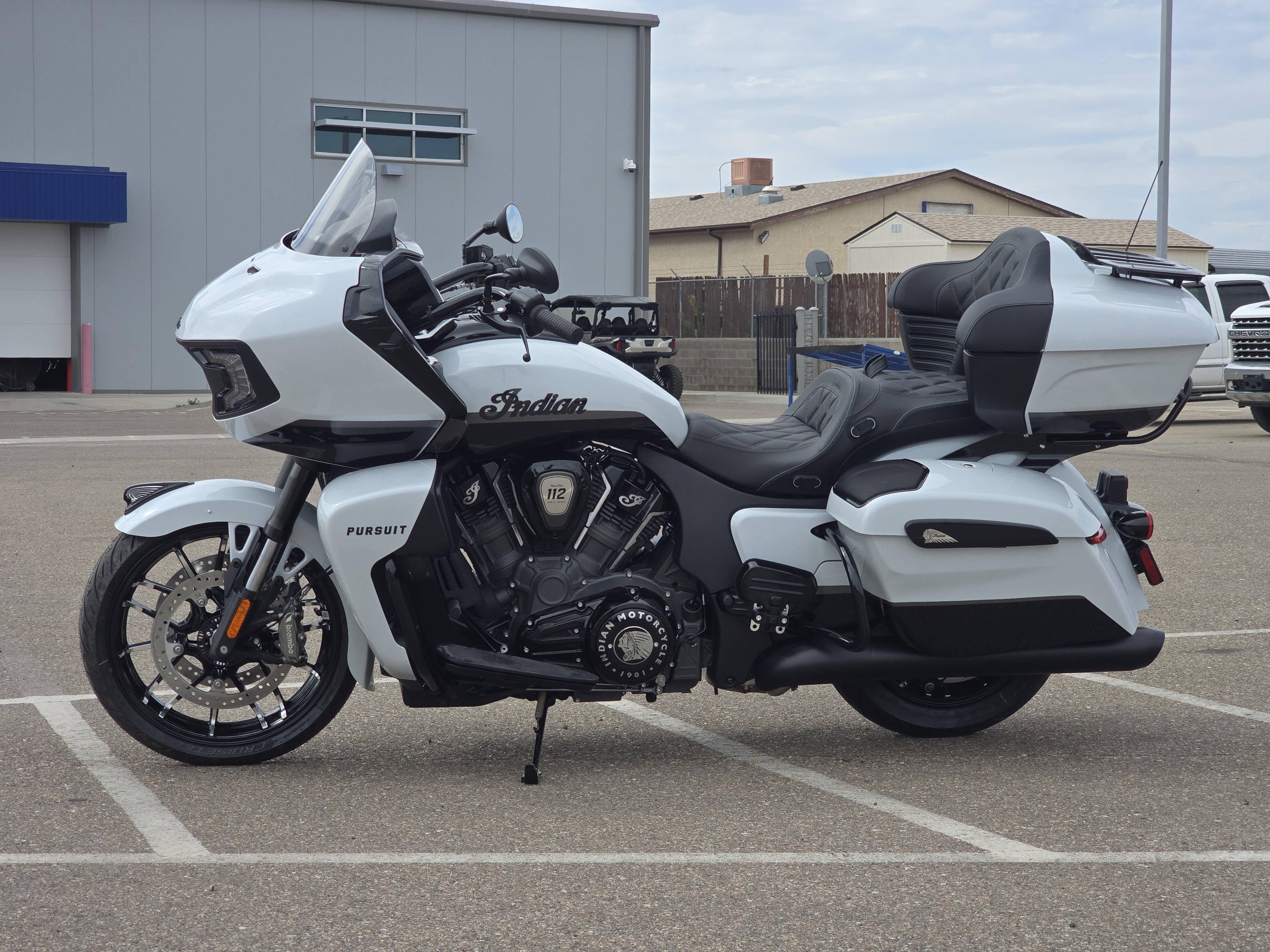 2026 Indian Motorcycle Pursuit Dark Horse + 112 & Audio Package Motorcycle