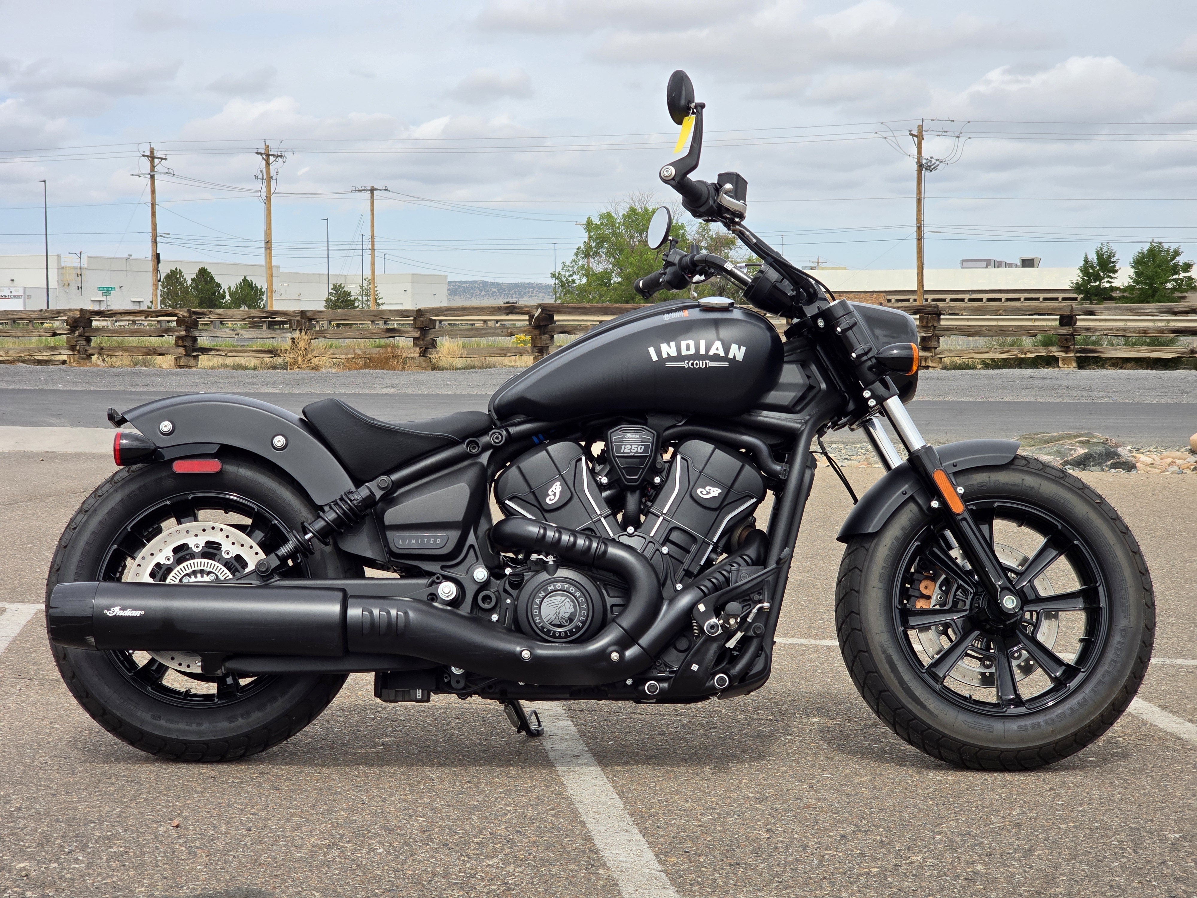 2025 Indian Motorcycle Scout Bobber Limited +Tech Motorcycle