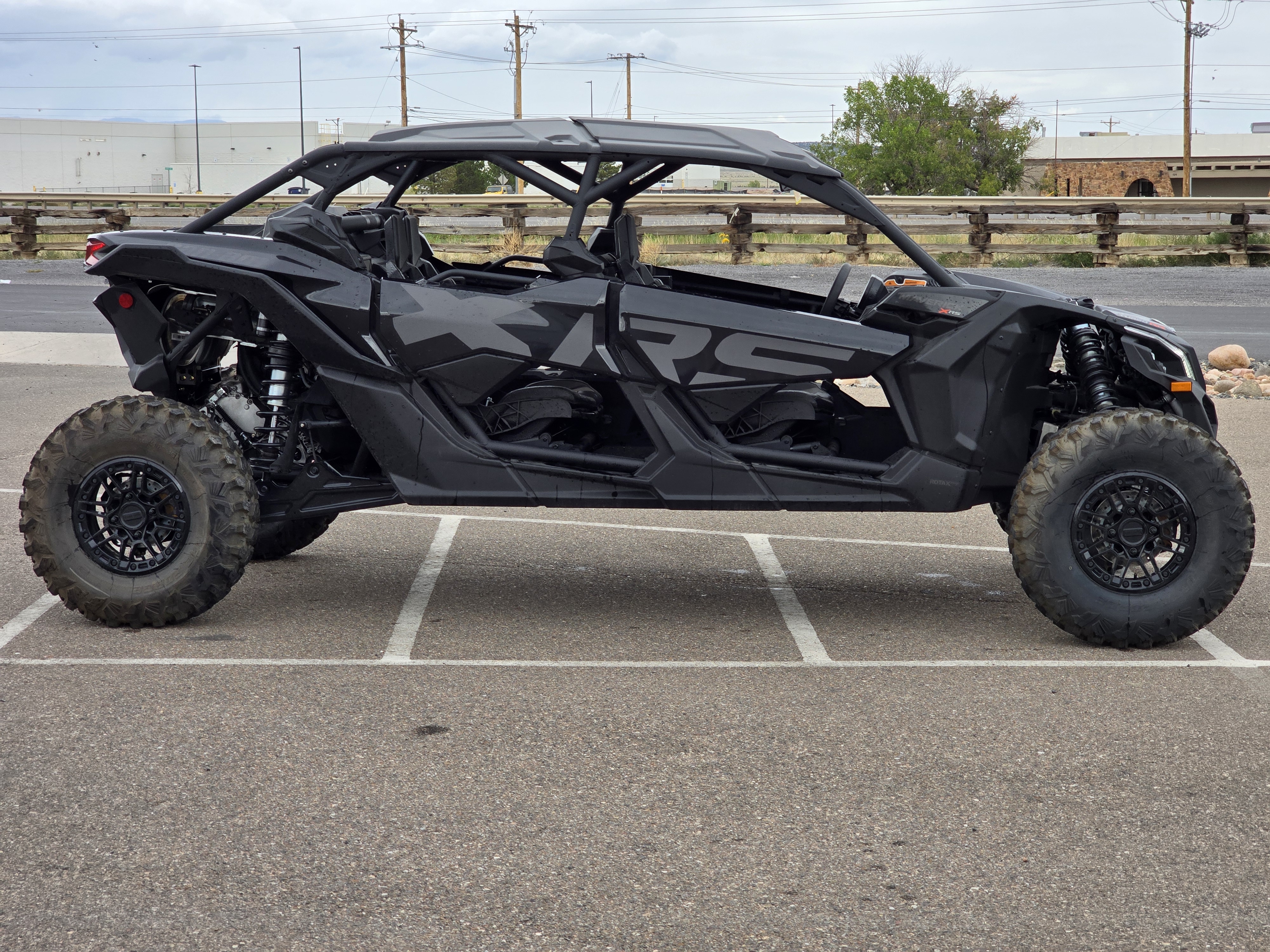 2026 Can-Am Maverick X3 Max X RS Turbo RR Triple Black — photo 1 of 8