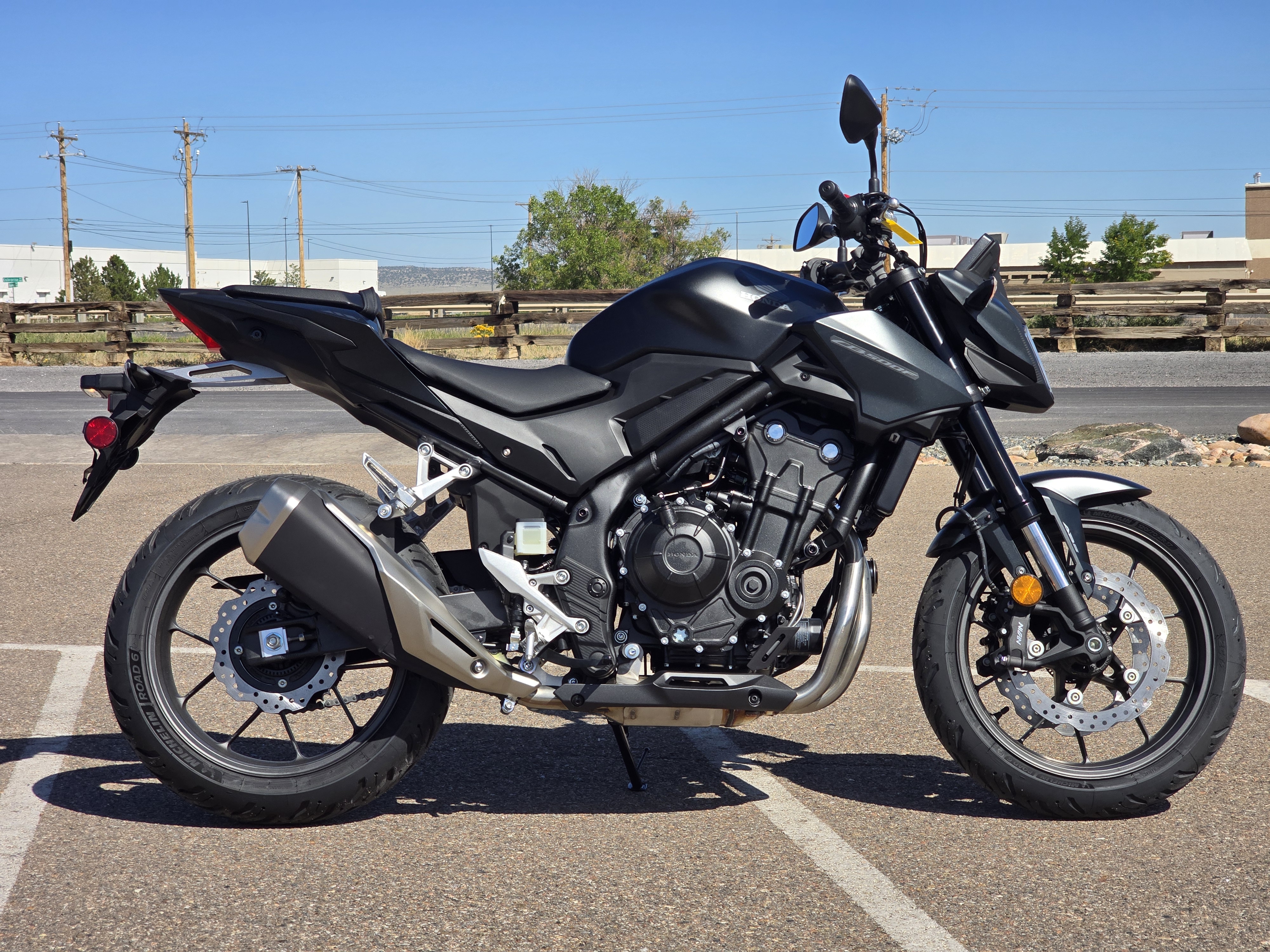 2026 Honda CB500 Hornet Matte Black Metallic — photo 1 of 11