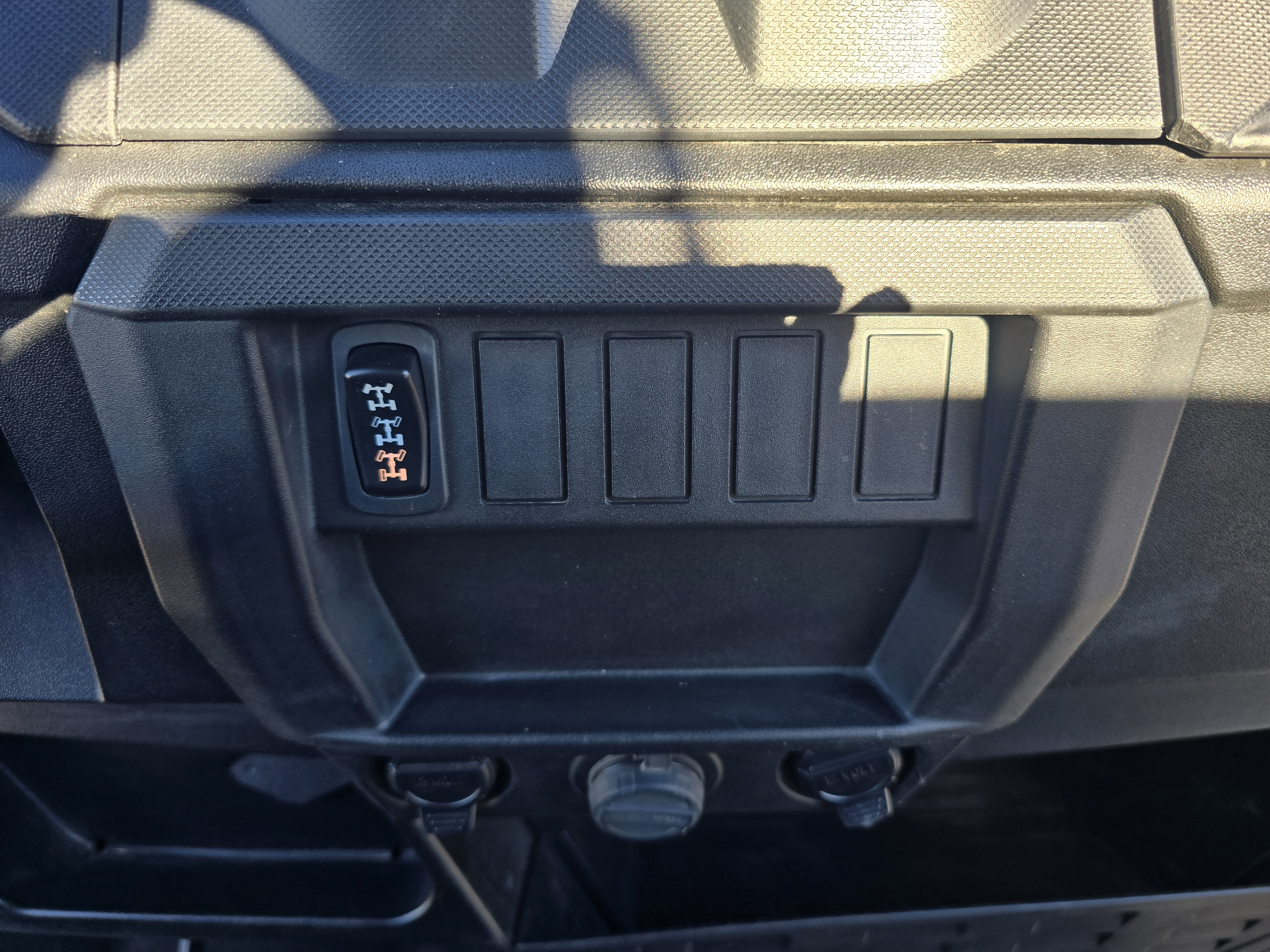 2025 Polaris RANGER CREW 1000 Premium Side x Side