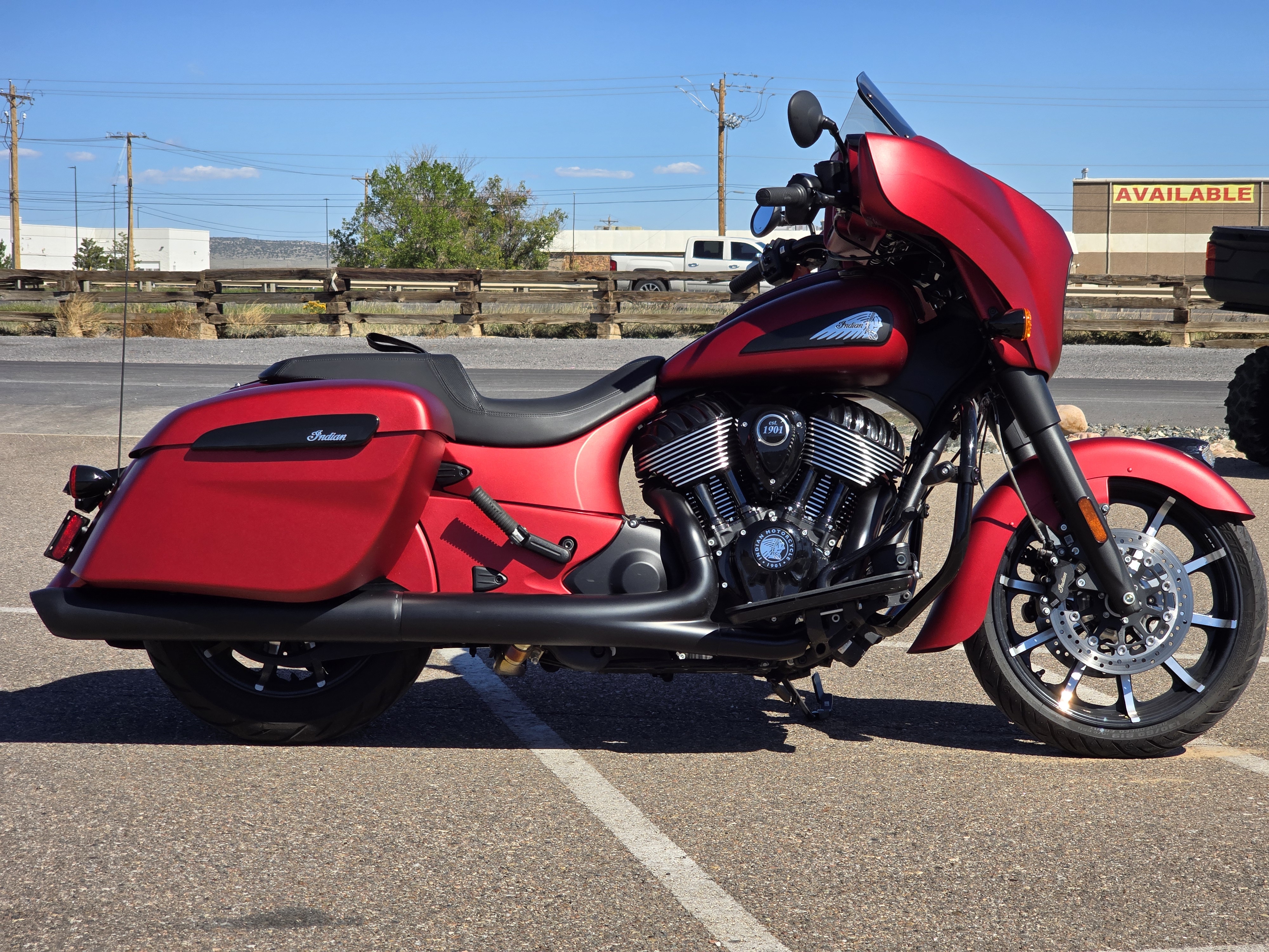 2023 Indian Chieftain Dark Horse Ruby Smoke — photo 1 of 15