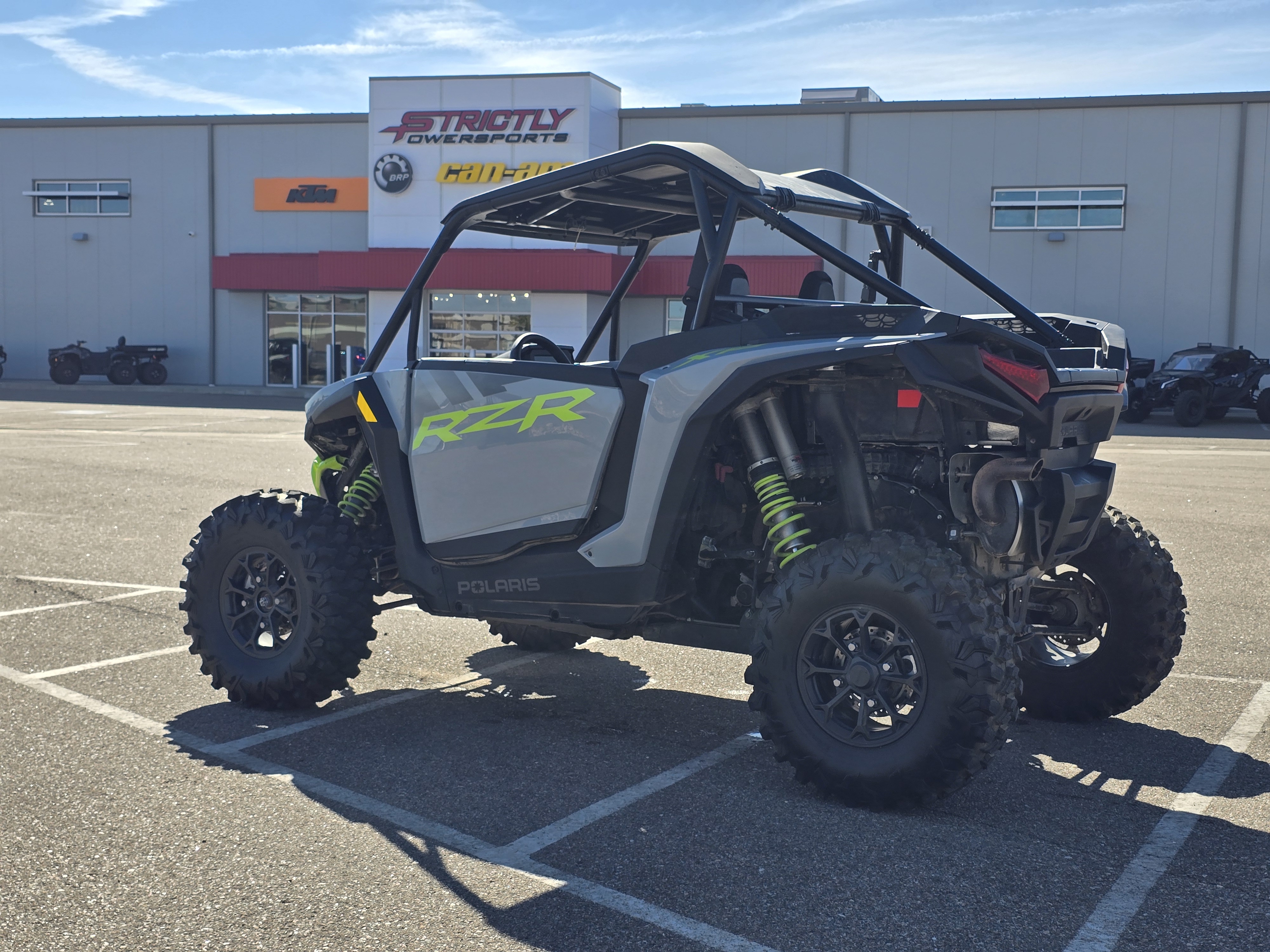 2025 Polaris RZR XP Ultimate Side x Side